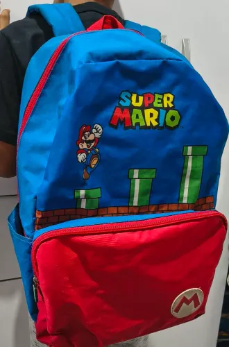 Mochila escolar  Mario grande 