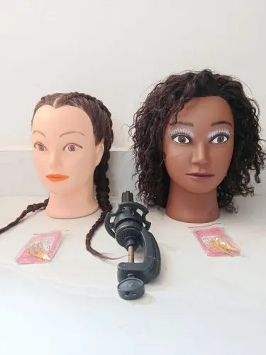 Cabeça de boneca para treino 