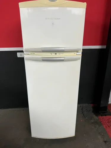 Geladeira Brastemp frost free 
