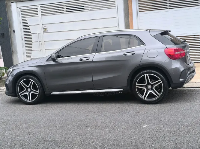 Mercedes-Benz GLA 250 Sport 2.0 TB 16V 4X2 211cv Aut. 2016