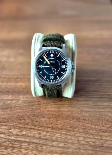 Relógio Field/Pilot Automático Safira