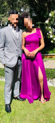 Vestido de Festa Rosa Vibrante (Fúcsia) - Tamanho P - USADO APENAS UMA VEZ!