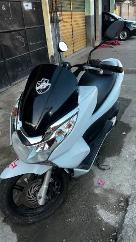 Vendo Honda PC X nova 13 500