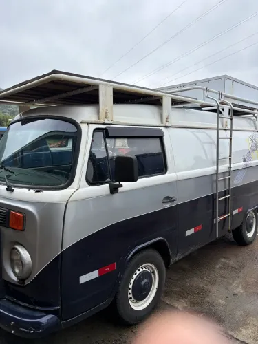 Volkswagen Kombi Standard/ Luxo/ Serie Prata 2006