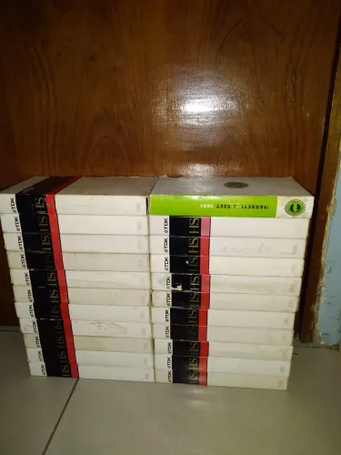 Lote 22 fitas VHS marca tdk usadas pra reuso ou decoração
