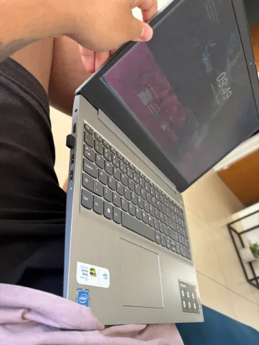 Notebook Lenovo