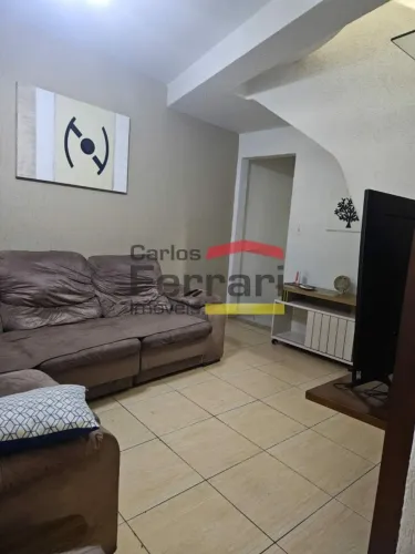 Sobrado em Santana, próximo Rua Pedro Doll, 4 quartos, 2 suítes, 2 vagas, edícula