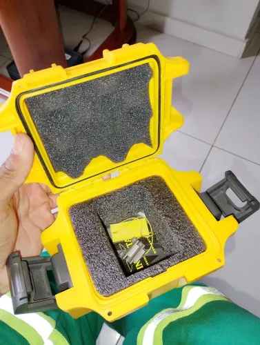 Vendo caixa nova original Relógio invicta