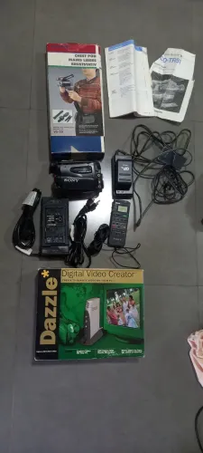 Câmera filmadora Sony completa 