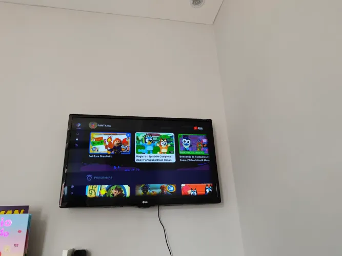 Tv 28 polegadas lg com defeito led tá ruim