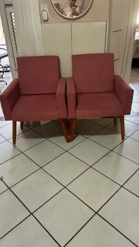 Vendo 2 poltrona rosa