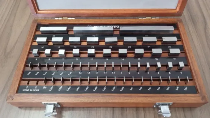 Jogo de Blocos Padrão Mitutoyo - 56 peças (BM1-56, Grade 0)