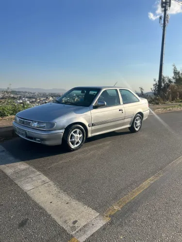 Volkswagen Logus Wolfsburg Edition 2000i (álcool) 1996