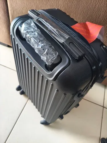 Mala de bordo 10kg nova 