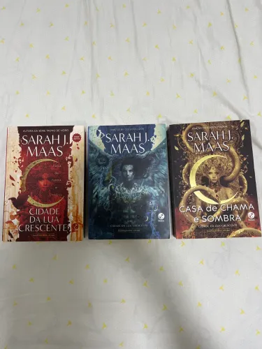 Livros saga Cidade da Lua Crescente