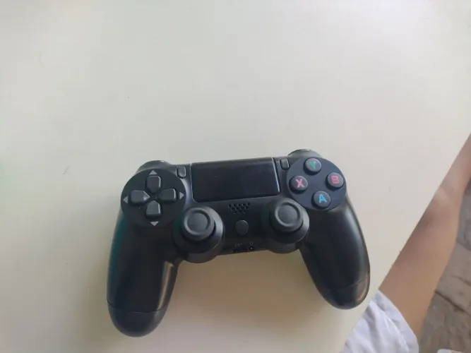 Controle de PS4 novinho