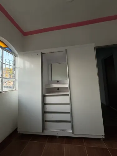 Guarda roupa casal 
