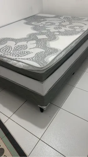 Vendo cama nova