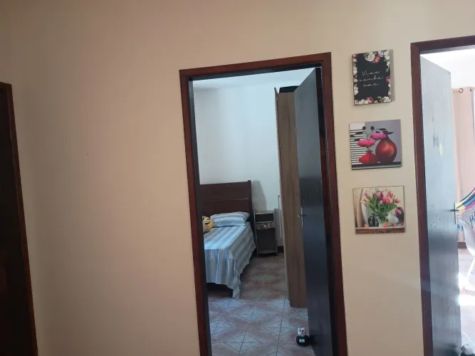 Serviços de pintura em casas e apartamentos e ajudante em mudanças !!!