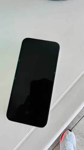 iPhone 16 pro Max 256 94% com garantia da Apple ativa ainda 