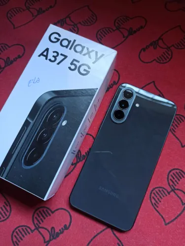 Troco por um iPhone 12 ou 13