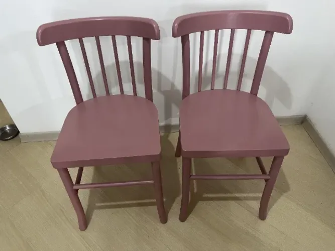 2 cadeiras rosas para mesa de jantar