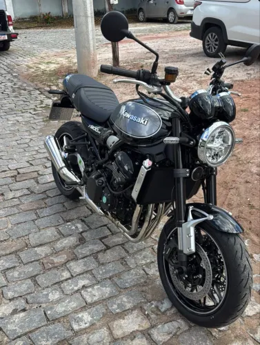 KAWASAKI Z900RS praticamente ZERO