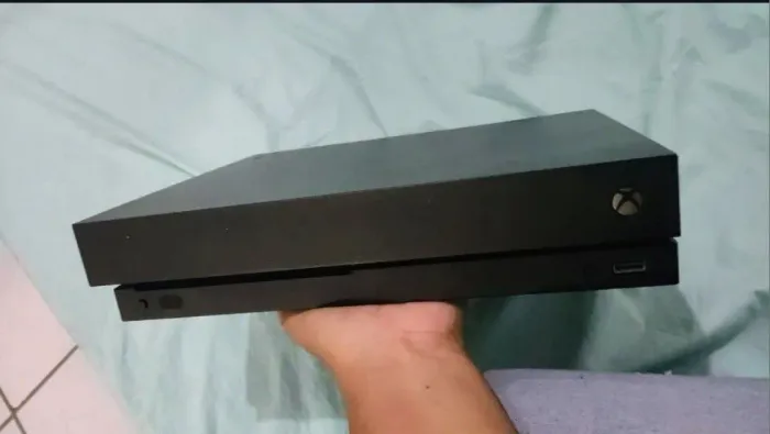 Xbox One X..... Aceito trocas