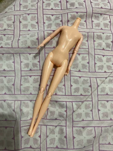 Corpinho Shopee Branco avermelhado