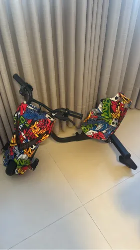Triciclo elétrico 
