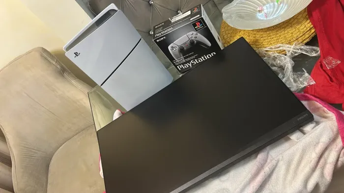 Vendo PS5 junto com acessórios