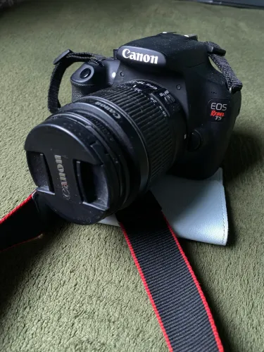 Camera Canon T5