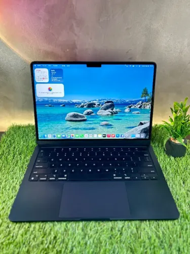 Macbook AIR M2 - 8GB RAM - 256GB SSD