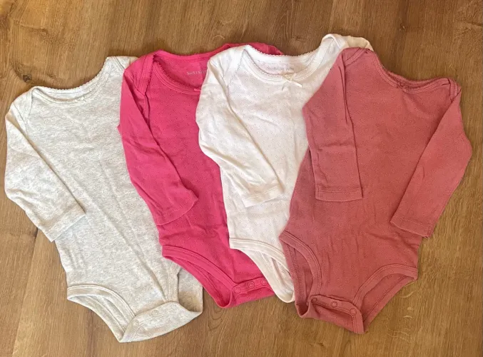 Lote Body menina 6m