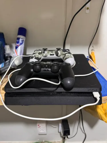 Playstation 4 1tb de memória