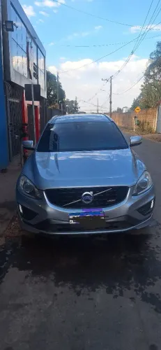 Volvo XC 60 T-5 R-design 2.0 FWD 5P 2015
