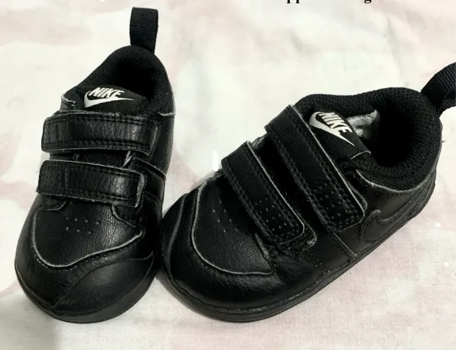 Tênis Nike original p/ bebê - tamanho 18.5