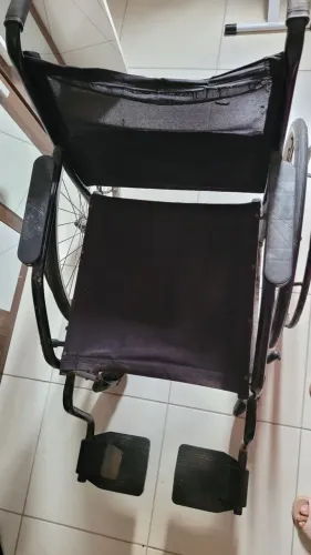 Cadeira de rodas dobravel