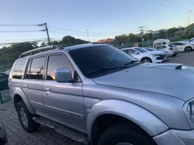 Mitsubishi Pajero Sport HPE 2.5 4X4 Diesel Aut. 2009