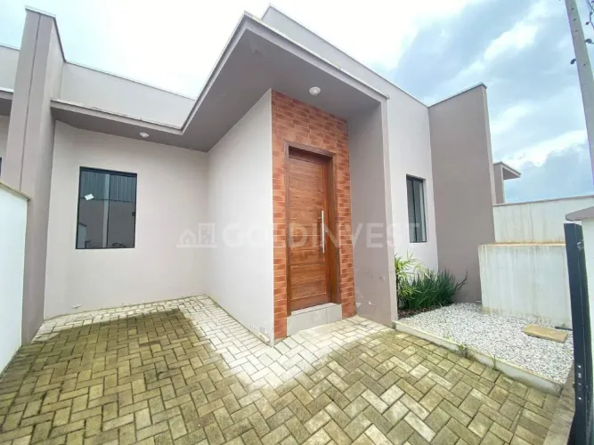 Casa baixa com 2 quartos no bairro São Luiz