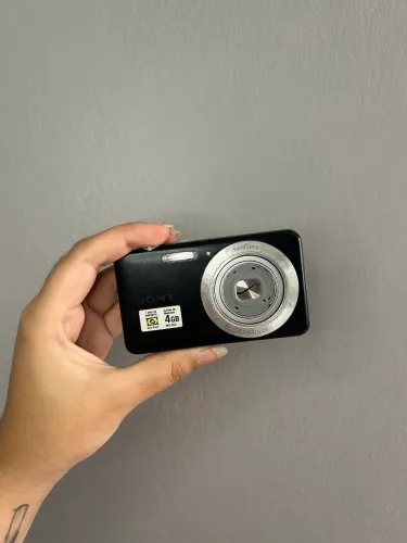 Sony CyberShot DSC-W710