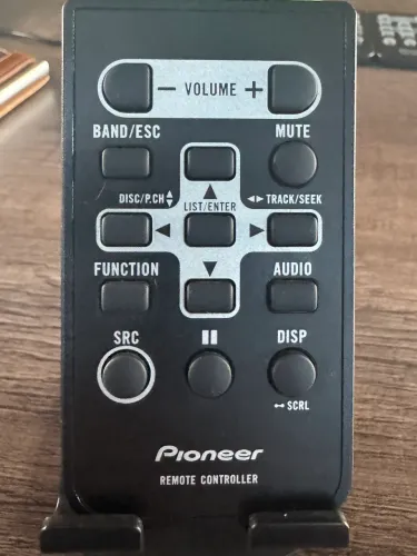 Controle novo e original pioneer para cd fita rádio linha automotivo 