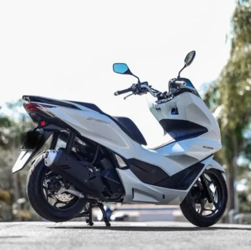 Vendo ou troco PCX zerada! Aceito Twister, XRE...