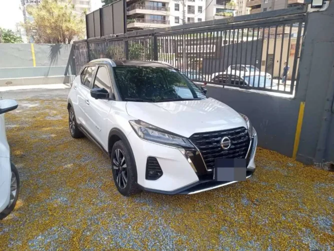 Nissan Kicks Exclusive 1.6 16V Flex AUT 2022