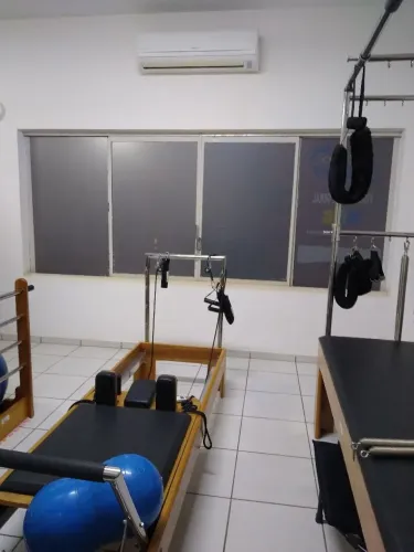Aparelhos Pilates Linha Estudio Equipilates Completa - Cadillac Reformer Barrel e Chair
