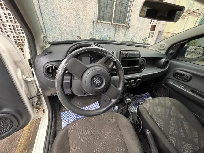 Fiat Mobi Like 1.0 Fire Flex 5P. 2022