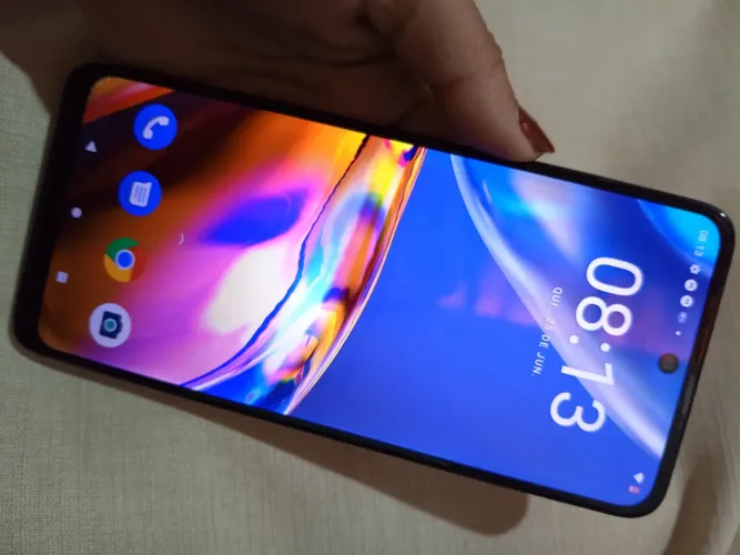 Smartphone Moto e32 64gb em ótimo estado 