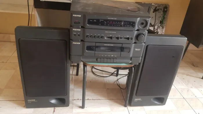 Som raro polivox trivox 900