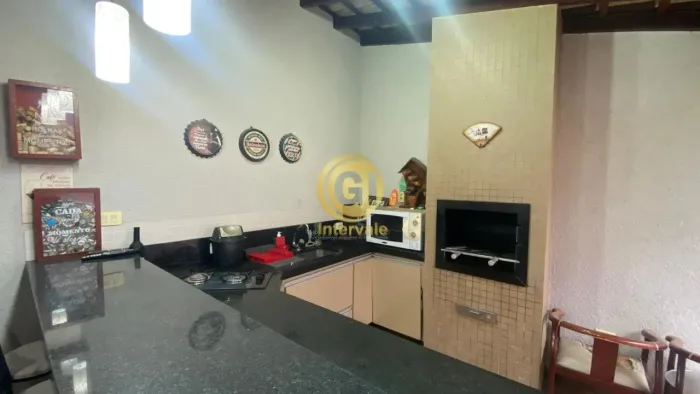 Casa de Condomínio em Loteamento Villa Branca - Jacareí