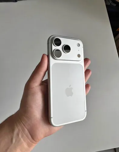 iPhone 17 pro 256gb